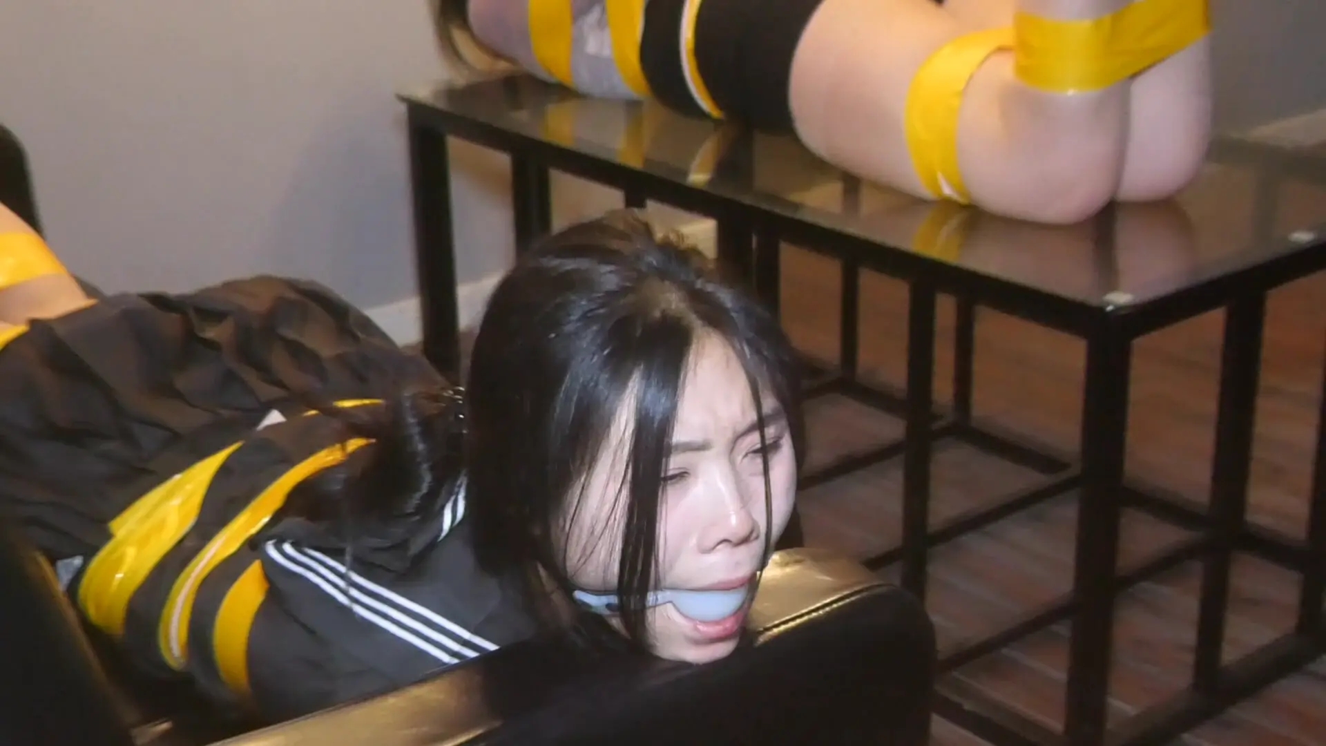 会所里的双女M