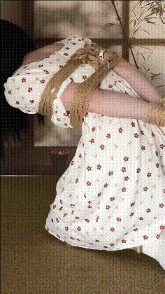 【碎花叶子】朴素而又紧致的捆绑,关键部位束缚 蒙眼挣扎 【碎花叶子】朴素而又紧致的捆绑,关键部位束缚 蒙眼挣扎