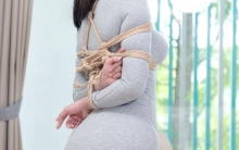 【透膚內衣性感激升】《奎拉》被無情放置 掙扎神情扭動肉體全記錄