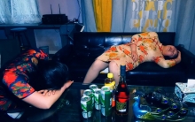 《女侦探的遇难》 下集 女侦探被女老大用各种花样折磨调教，最后女侦探被女老大秘密了