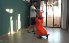 人体家具-胶带木乃伊托盘推车