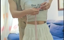 思思短裙白丝日式捆绑