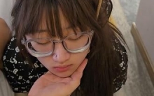 很难受的姿势