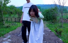 叶子 户外五花 口球 中途借口走开留她一个人在原地