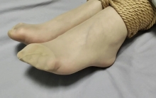【禾一原创】客户定制 (苏苏) 《陷阱》日式紧缚，口球，丝袜胶带堵嘴，调教，抚摸，声控 脚控福利 ，声音非常欲，呻吟声回荡在房间