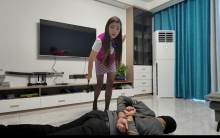 空姐收拾歹徒