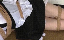 女仆 驷马 地上的放置挣扎x白袜